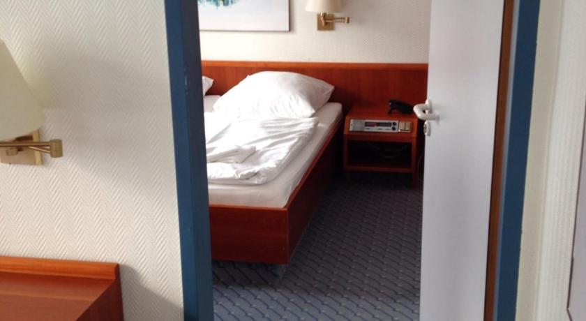 A1 Raststaette & Motel Hamburg-Stillhorn Ruang foto