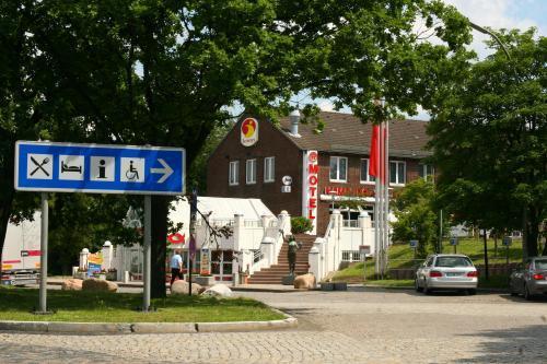 A1 Raststaette & Motel Hamburg-Stillhorn Bagian luar foto